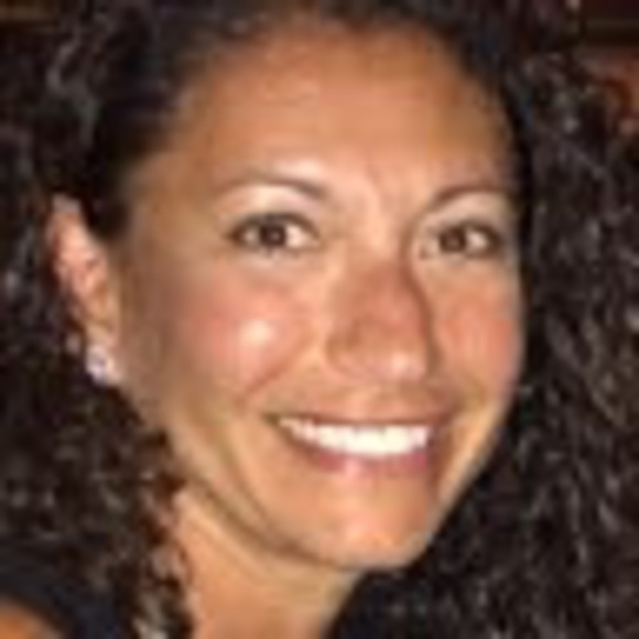 Meet your Posher, Lisa - Picture 1 of 1